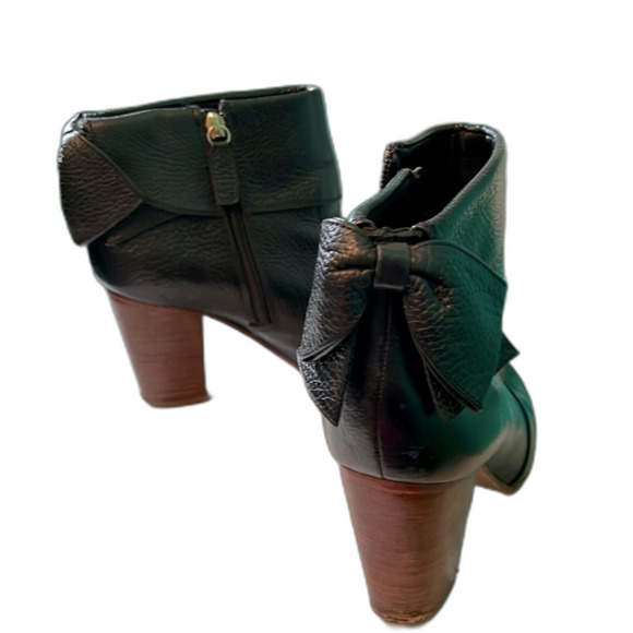 Kate Spade Lanise Cuffed Black Leather Back Bow Ankle Boots - Picture 6 of 6